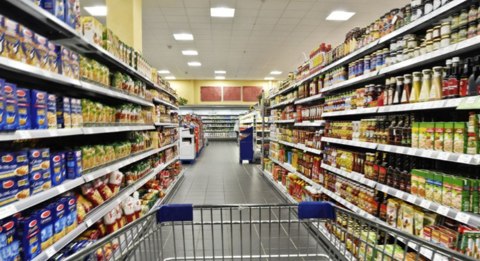Produits variés de supermarché disponibles sur LivraisonPlus